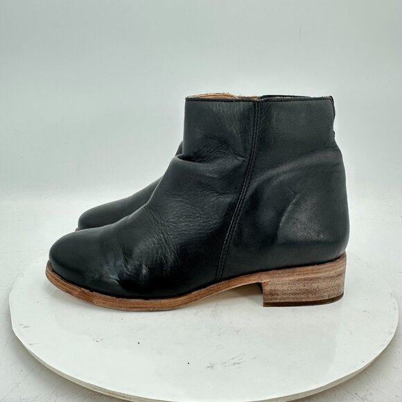 Beek Quail Hecho a Mano Women Size 7 Black Leather Wood Sole Side Zip Ankle Boot - Picture 1 of 11